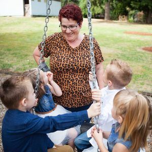 Meet your Posher, Pam